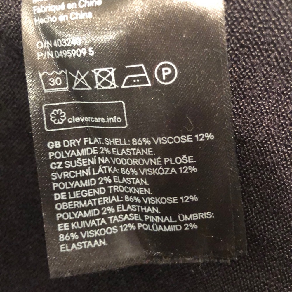 H&M  Ruffle Sweater - Picture 6 of 6